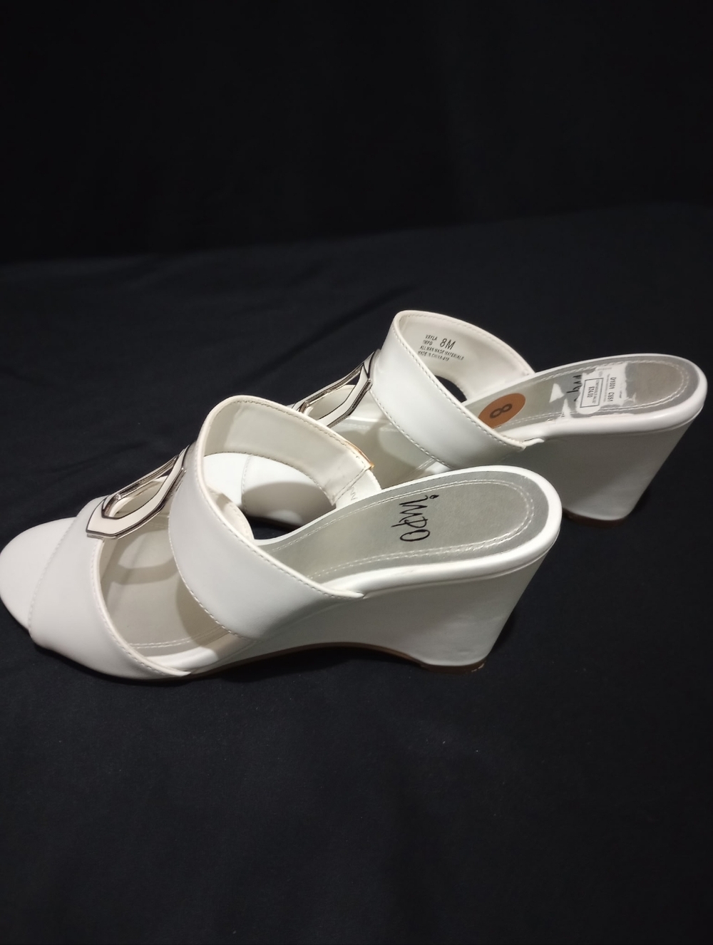 Sandals - Picture 4 of 6